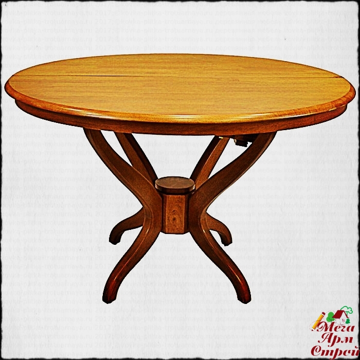 круглый деревянный стол